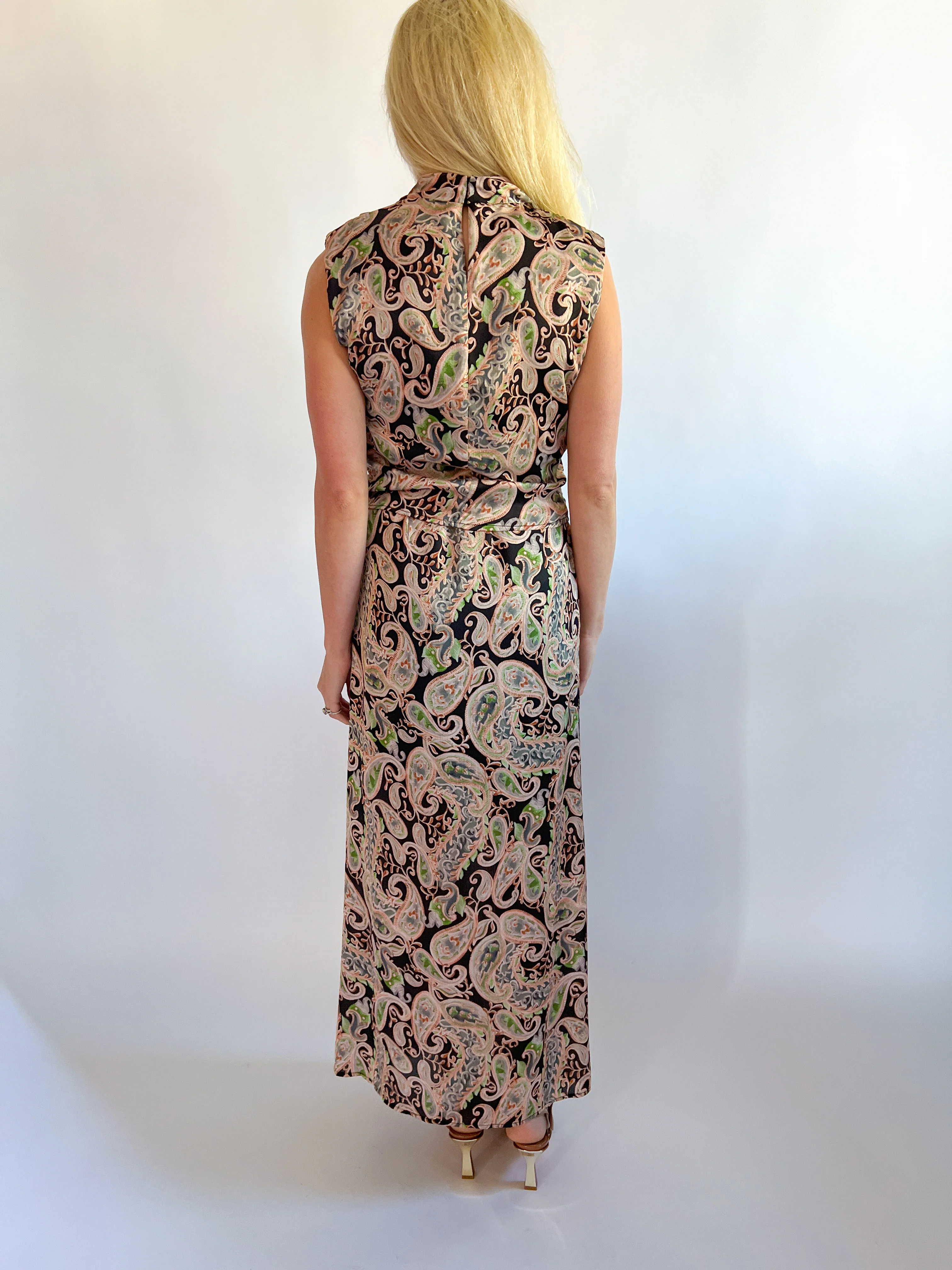 Posh Paisley Draped Neckline Sleeveless Top - Image 4