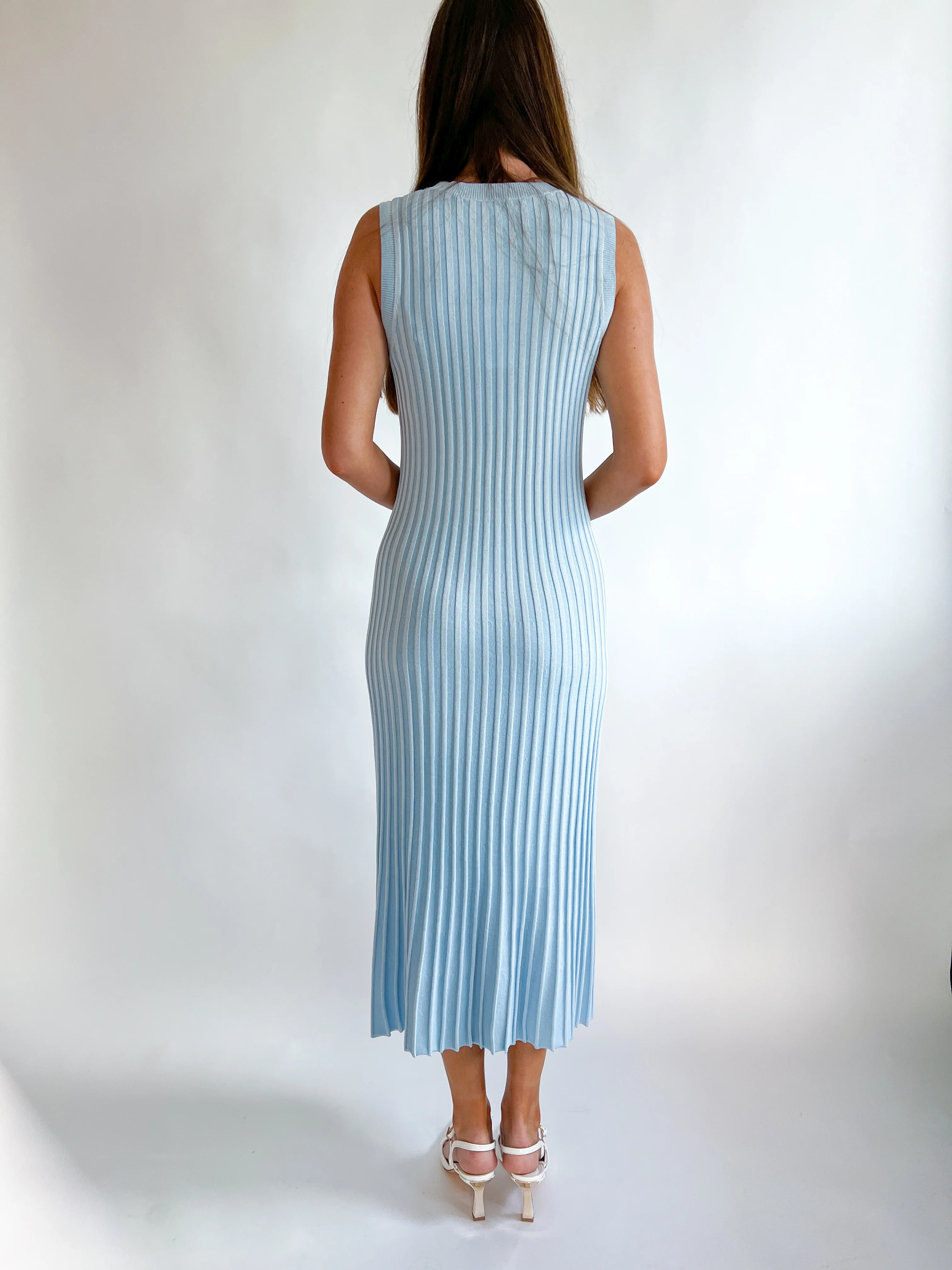 Sleeveless Ribbed Knit Maxi Dress - Image 3